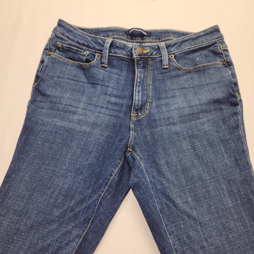 ⭐️CALVIN KLEIN Women’s Dark Wash Skinny Jeans Size 10 Mid Rise Stretch Denim